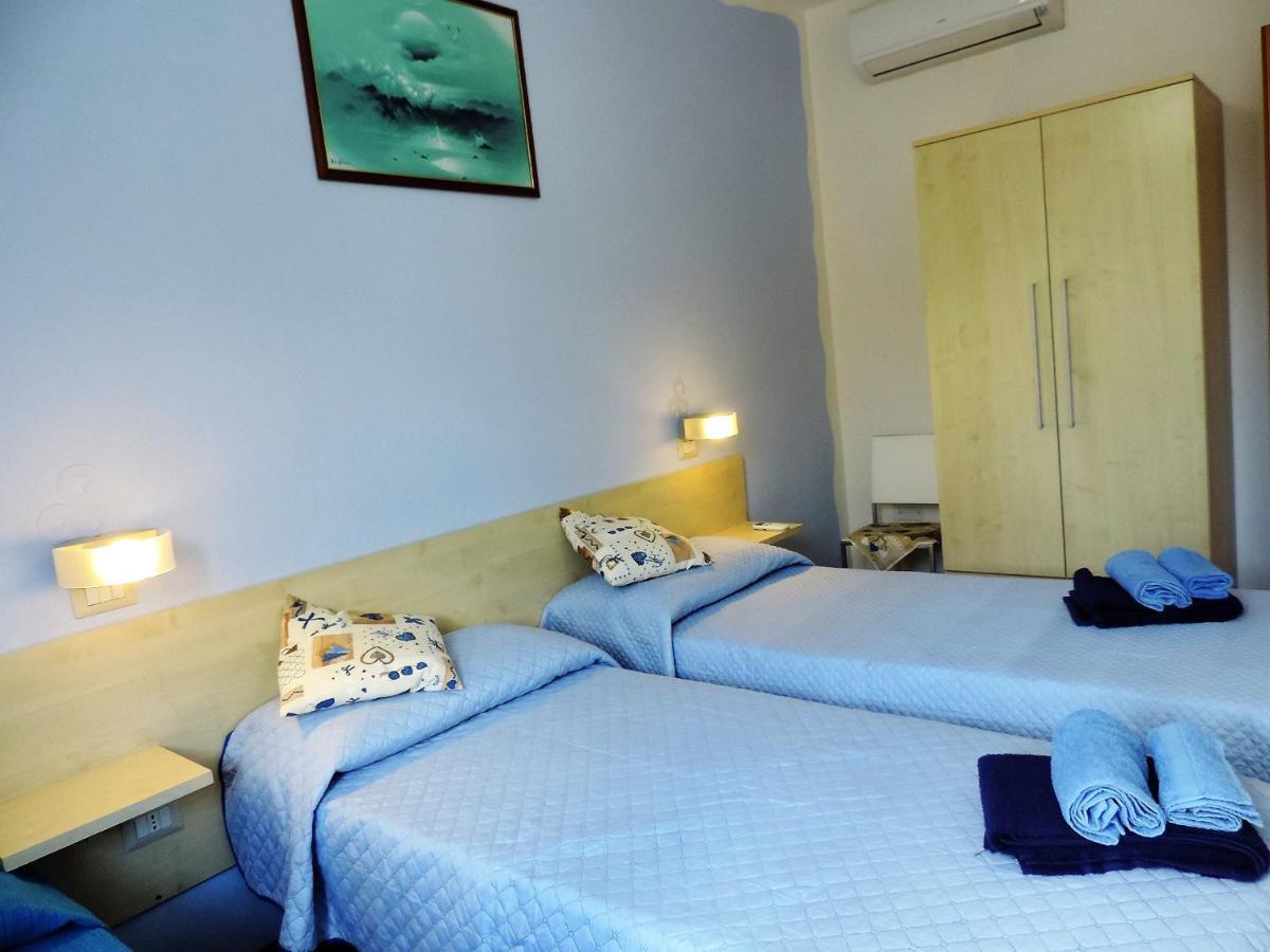 Residenza Belvedere Orosei Luaran gambar